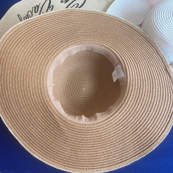 Elegant Straw Sun Hats - Picture 4 of 8